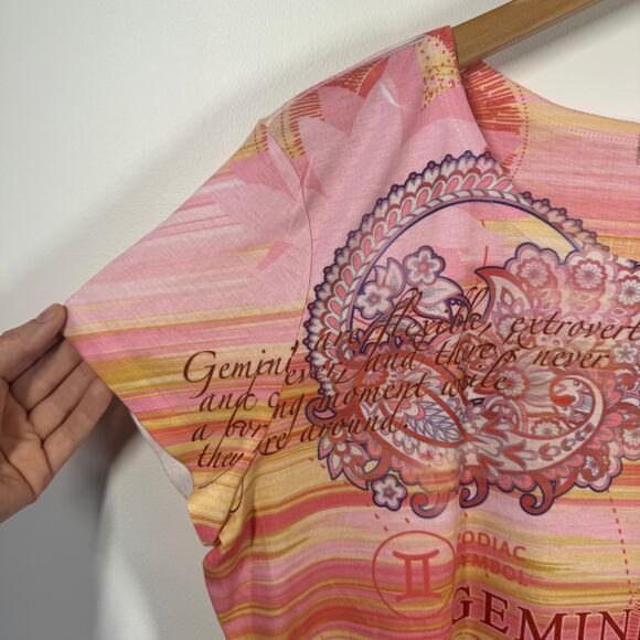 One World Top Women XL Gemini Pink Orange Astrology Floral Bling High Low Spring - Picture 6 of 9